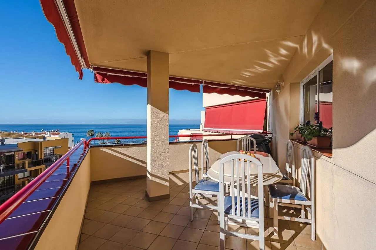 Cozy Beachfront Flat With Pool & Panoramic Sea View Terrace Daire Puerto de Santiago