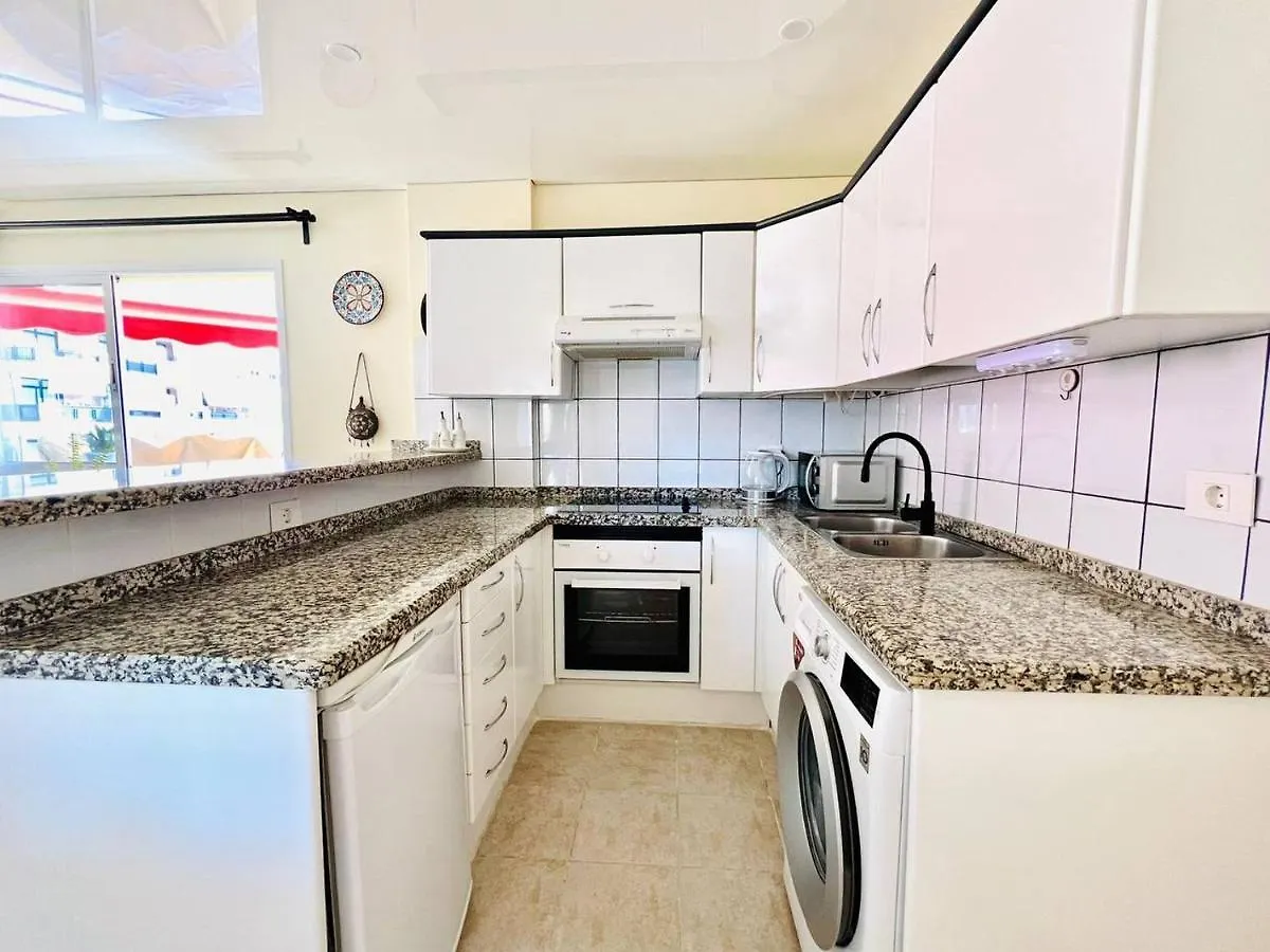 Cozy Beachfront Flat With Pool & Panoramic Sea View Terrace Daire Puerto de Santiago   Puerto de Santiago (Tenerife)